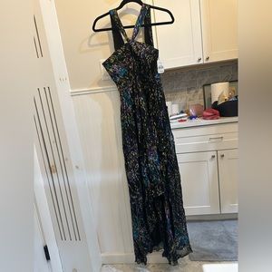 Shoshanna Sleeves Gown with Flowy skirt. Size 2. Never worn with tags.